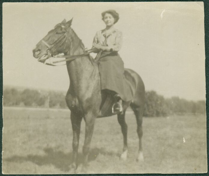 Бистра Винарова. Княжево край София. 1911 г. ЦДА, ф. 77К, оп. 5, а.е. 199 Бистра Винарова. Княжево край София. 1911 г. ЦДА, ф. 77К, оп. 5, а.е. 199