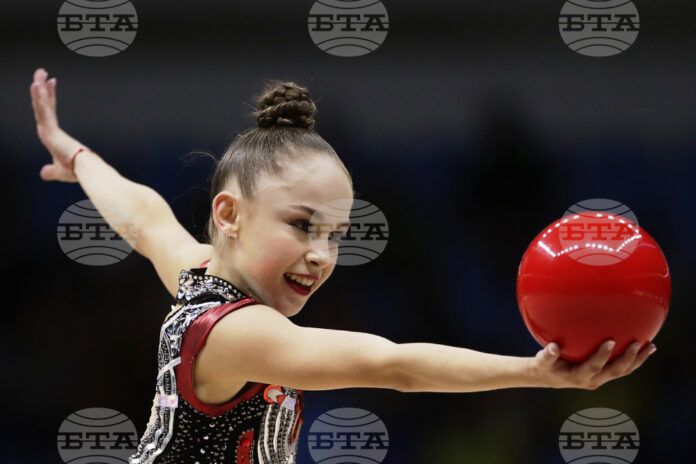 Стилияна Николова