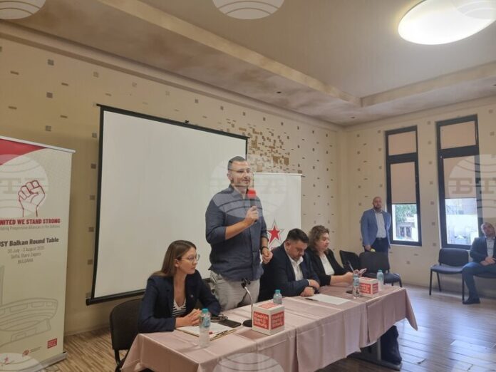 Ако успеем да обединим Балканския регион, тогава той може да бъде силен, каза Габриел Вълков - председател на Младежкото обединение на БСП