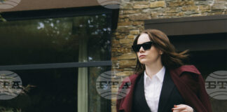 Актрисата Ема Стоун и режисьорът Йоргос Лантимос се завърнаха на кинофестивала във Венеция с "Бугония"