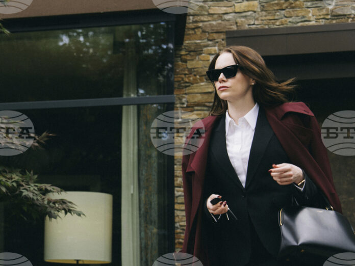 Актрисата Ема Стоун и режисьорът Йоргос Лантимос се завърнаха на кинофестивала във Венеция с "Бугония"