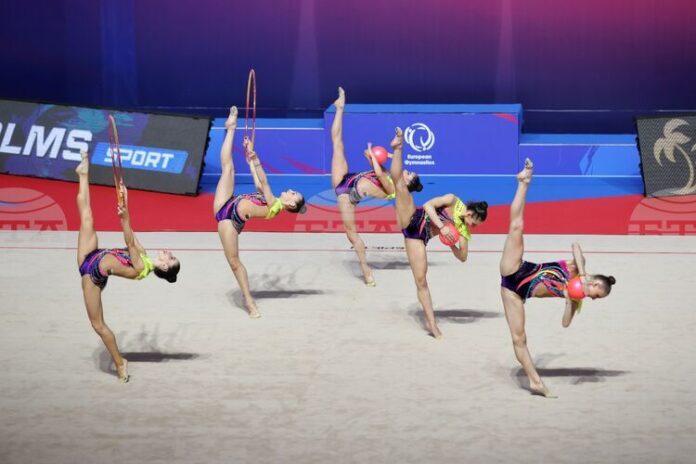 Ансамбълът на България завърши на шесто място в многобоя на Световното първенство в Рио де Жанейро, националките взеха сребро в отборната надпревара