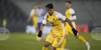 АЗ Алкмаар отделя 11 милиона евро за още двама нови футболисти