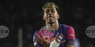 Барселона вкара пет гола във вратата на Комо в последната си контрола преди старта на сезона в Ла Лига