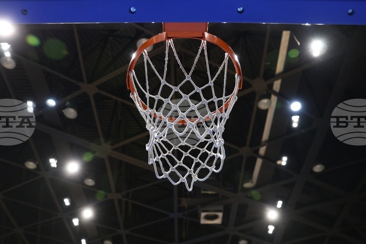 СподелиНационалният тим на България за момичета до 16 години записа