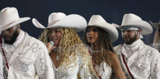 Бионсе прибави първа награда "Еми" към своите 35 трофея "Грами"