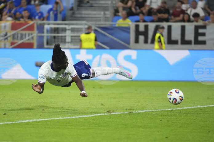 Болоня взе отстранения от Олимпик Марсилия англичанин Джонатан Роу