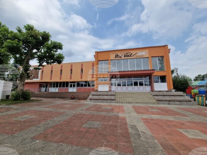 Читалището в троянското село Орешак организира безплатни обучителни модули по рисуване в три последователни съботи на август