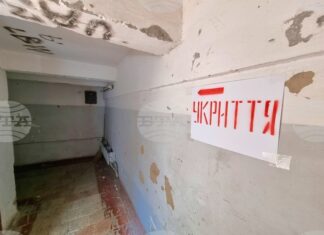 Одеса е подложена на ракетна атака, в центъра на града отекнаха силни взривове Човек е ранен, а 29 000 потребители са без ток след масирана атака с дронове по Черноморск и Одеска област, съобщиха местните власти