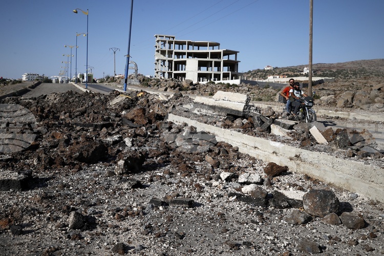 СподелиДнес въоръжени групи атакуваха сирийските правителствени сили в провинция Суейда