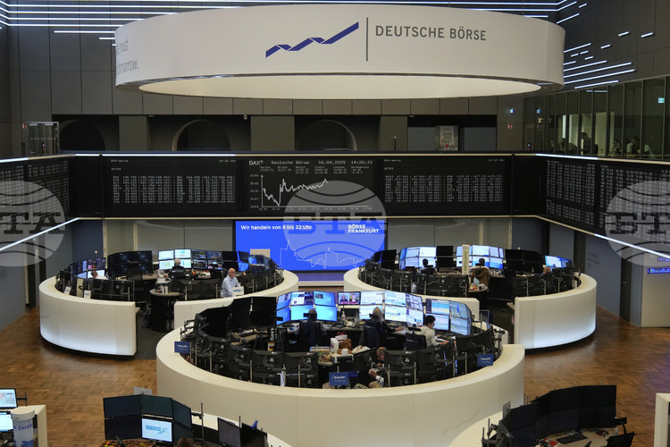 СподелиОсновните индекси на европейските фондови пазари завършиха деня с противоречиви