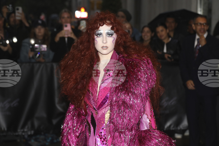 СподелиПоп звездата Чапъл Роан новата надежда в рапа Доучи и