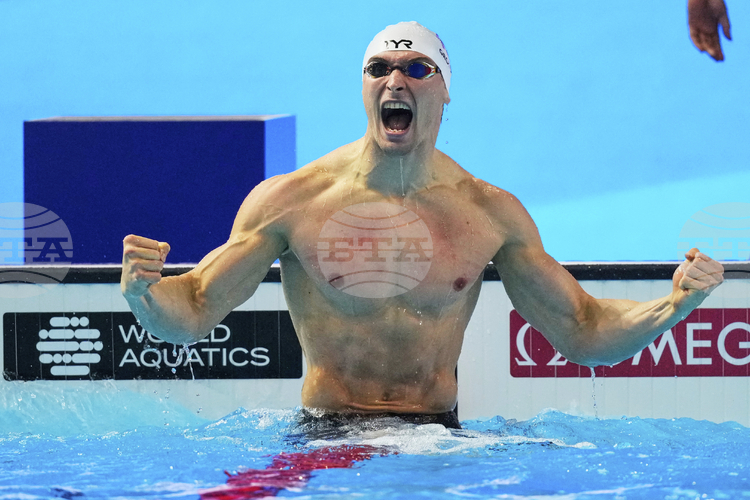 СподелиМаксим Грусе от Франция спечели титлата на 100 метра бътерфлай