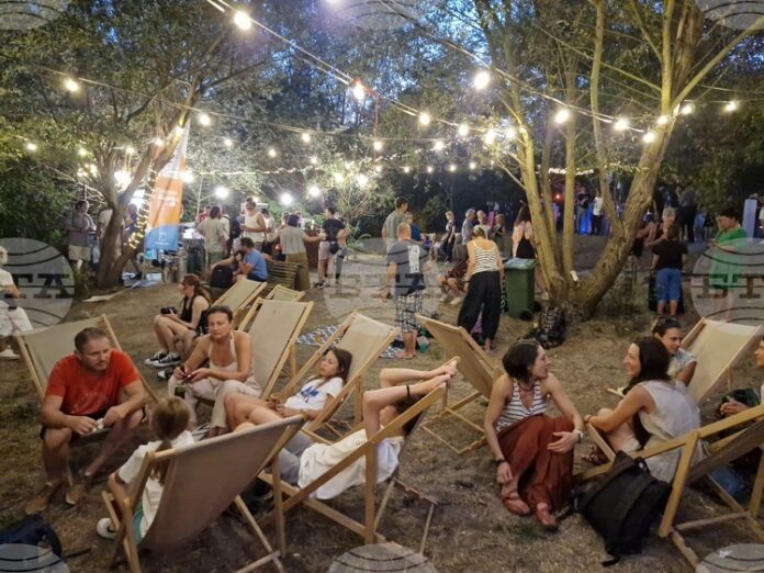 Големият летен арт фестивал на Велико Търново „48 часа Варуша Юг“ започна с различни събития на няколко сцени