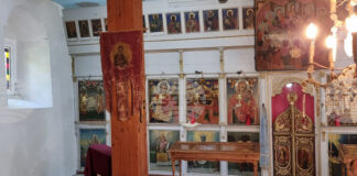 Хора и институции подпомагат със сърце, труд и средства ремонта на 163-годишния храм в Табачка, каза за БТА протойерей Димитър Димитров