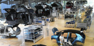 Икономиката на Германия се е свила повече от прогнозираното през второто тримесечие, съобщи "Дестатис"