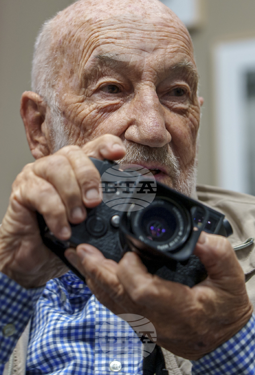 СподелиДжани Беренго Гардин един от най уважаваните фотографи в Италия известен