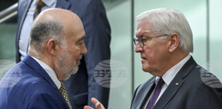 Израелският посланик в Германия каза, че отношенията с Берлин са обтегнати след частичното спиране на износа на оръжия