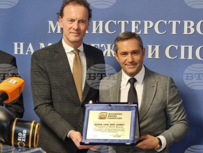 Красимир Инински с работна среща с легендата Генадий Головкин Красимир Инински с работна среща с легендата Генадий Головкин