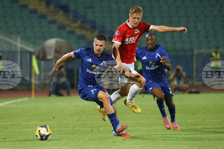 СподелиКапитанът на Левски и български национал Марин Петков е почти