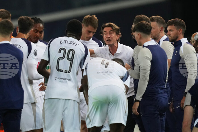 Мениджърът на Тотнъм Томас Франк държа в отбора му да играят само футболисти, които искат да са там