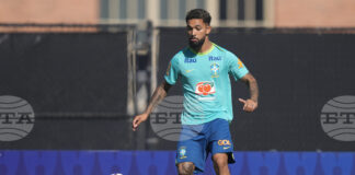 Нотингам Форест привлече бразилския халф Дъглас Луис от Ювентус под наем за един сезон