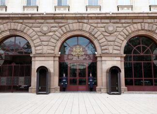 Държавният глава Румен Радев ще удостои с Почетния знак на президента изявени български спортисти ОБНОВЕНА Президентът Румен Радев наложи вето на разпоредби от промените в Закона за държавната собственост