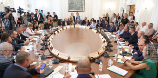 ОБНОВЕНА Създаването на Национален борд по водите за превенция на евентуални бъдещи кризи предлагат в общо решение четири парламентарни сили