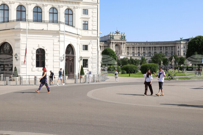 Повечето виенчани изразяват готовност да пазаруват в неделя, сочи ново проучване