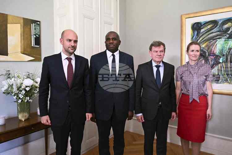 СподелиВеликобритания Франция и Германия официално уведомиха ООН че Те