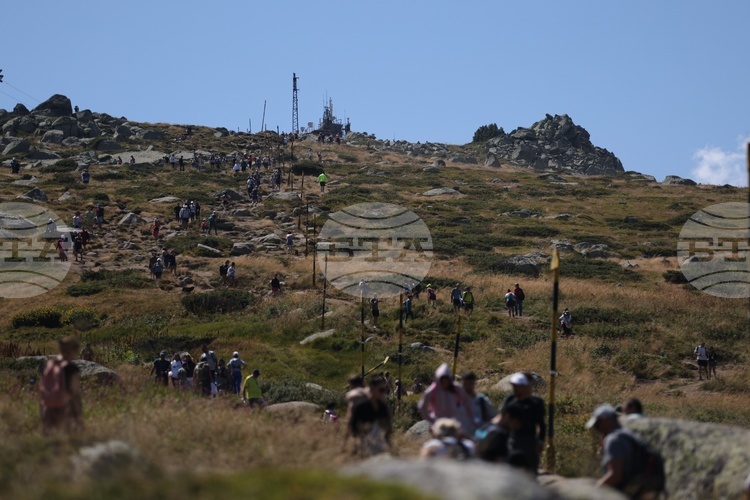 СподелиПрезидентът Румен Радев ще даде старт на един от трите