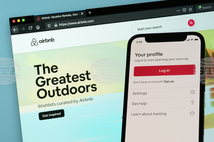 СподелиАкциите на Еърбиенби Airbnb спаднаха с 6 в преддверието на
