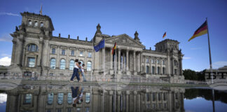 "Германците трябва да работят по-дълго" - непопулярното искане на икономическия министър на страната намира подкрепа