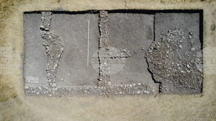 Разкопките край с. Велино през настоящия археологически сезон продължиха 10 работни дни, каза доц. Константин Константинов