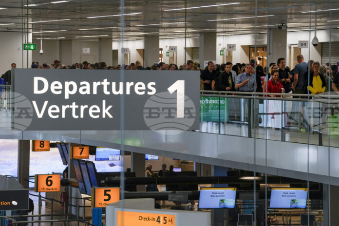 Ремонтът на часовниците е твърде скъп за летище "Схипхол"