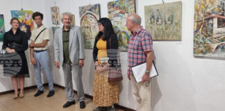 Родопите са духовна планина, която запазва българския дух и автентичност, каза художникът Валери Валдиц на откриване на изложба в Смолян