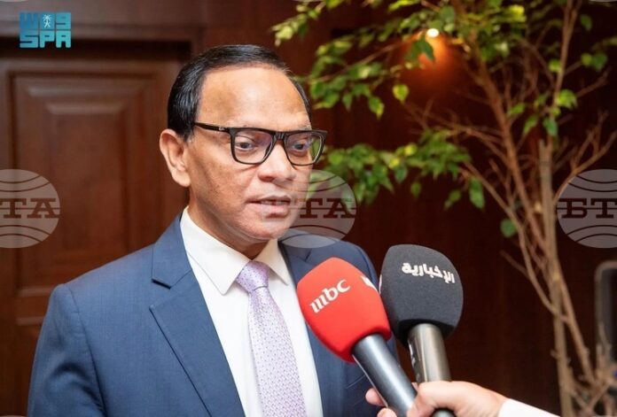 СПА: Посланикът на Шри Ланка заяви, че Саудитска Арабия играе благородна роля в насърчаването на толерантността, служейки на исляма в световен мащаб