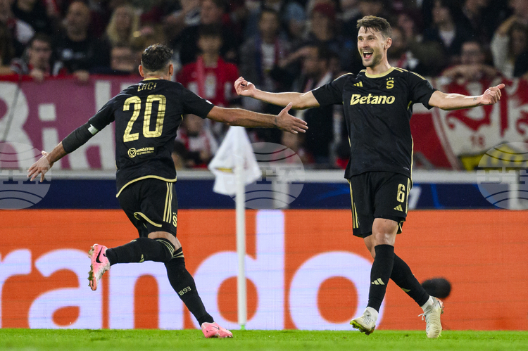 СподелиСпарта Прага успя да се класира за основната фаза на