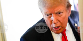 Тръмп заяви, че Китай го е уверил, че няма да заладява Тайван, докато той е на власт