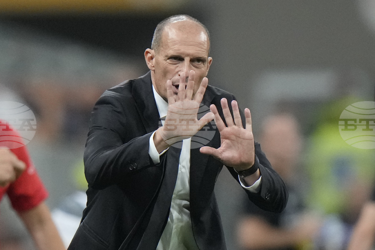 СподелиГлавният треньор на Милан Масимилиано Алегри категорично отхвърли идеята да