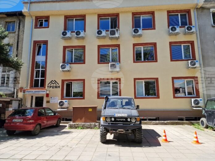 Троян търси логопед, ерготерапевт, кинезитерапевт и медицински специалисти за социални Троян търси логопед, ерготерапевт, кинезитерапевт и медицински специалисти за социални услуги и здравни кабинети