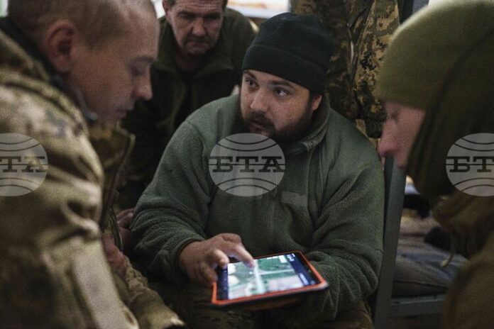 Украйна съобщи, че изпраща резерви за спиране на руското настъпление край Покровск