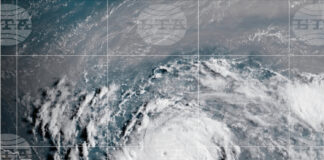 Ураганът "Ерин" се засили до четвърта категория