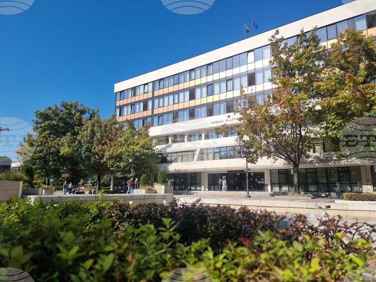 СподелиДнес от 18 00 часа в зала 22 септември ще се