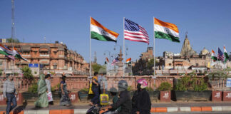 В Индия се увеличават призивите за бойкот на американски компании след обявените от Тръмп мита за индийски стоки