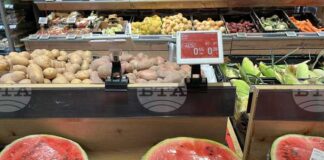 В много търговски обекти в Свищов е въведено двойното обозначение на цените