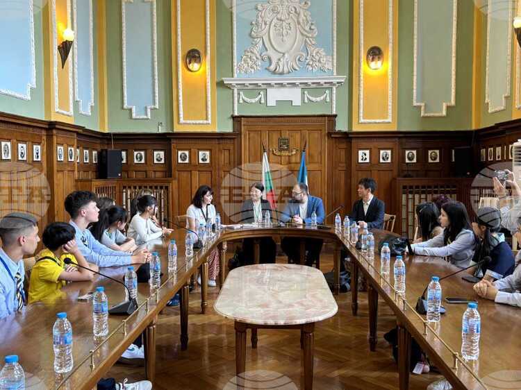 СподелиЗаместник кметът на Пловдив по култура археология и туризъм Пламен Панов