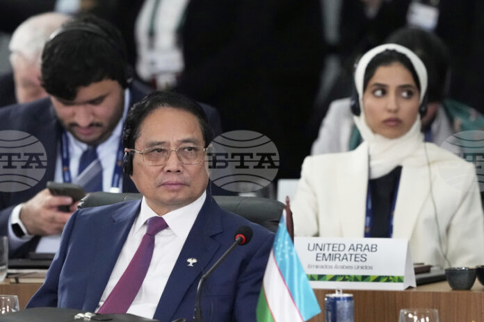 ВНА: Виетнамският премиер ръководи подготовката за приближаващия се тайфун „Каджики“ ВНА: Виетнамският премиер ръководи подготовката за приближаващия се тайфун „Каджики“