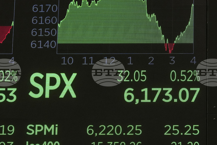 СподелиШвейцарската финансова институция Ю Би Ес UBS за втори път