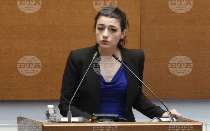 Лена Бориславова